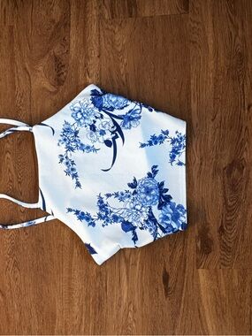 Boohoo White Halter Crop Top with Blue Floral Print